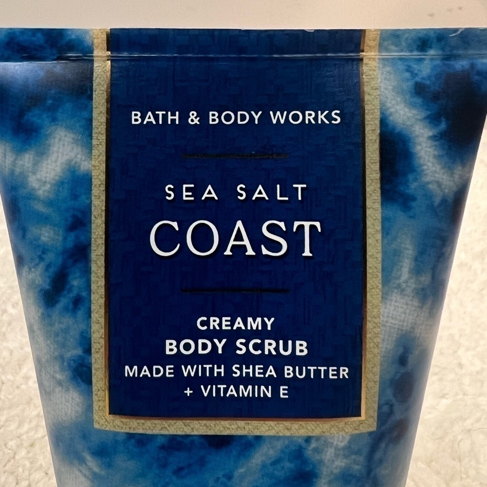 Bath & Body Works "Sea Salt Coast" Creamy Body Scrub - Picture 2 of 5